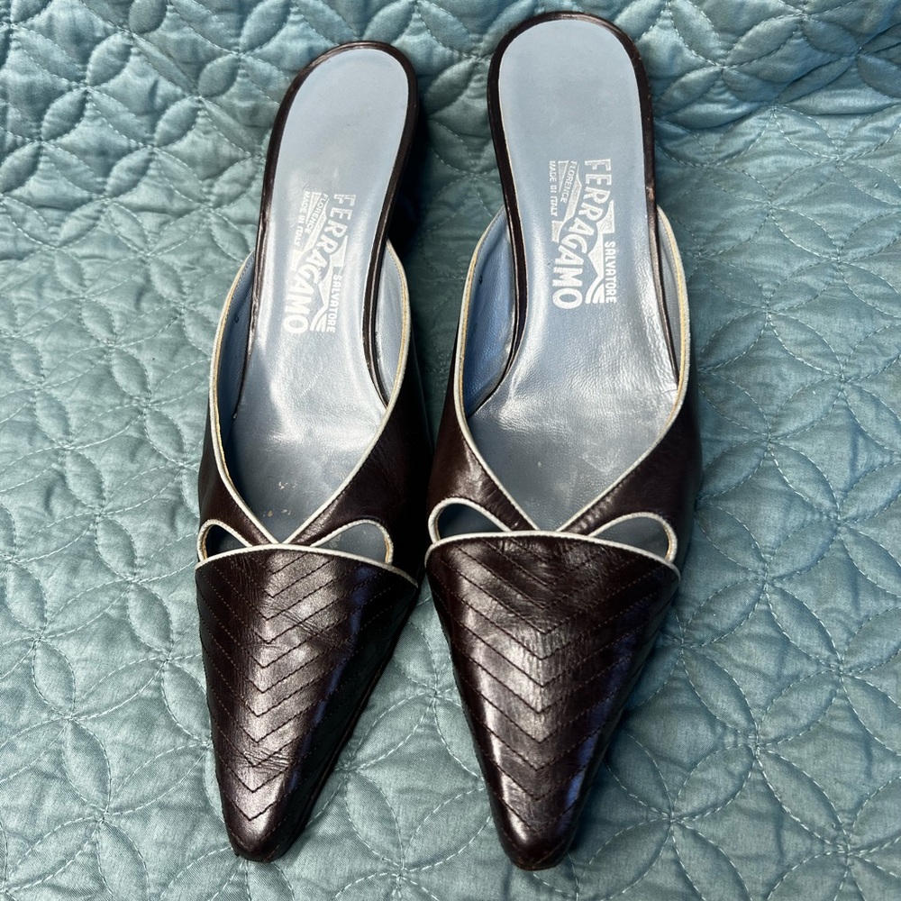 Ferragamo women's shoes with heel size 9
